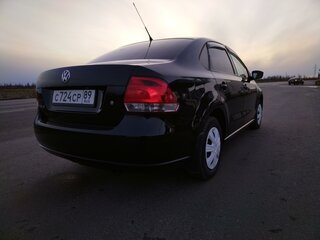 2011 Volkswagen Polo V, чёрный, 870000 рублей, вид 4