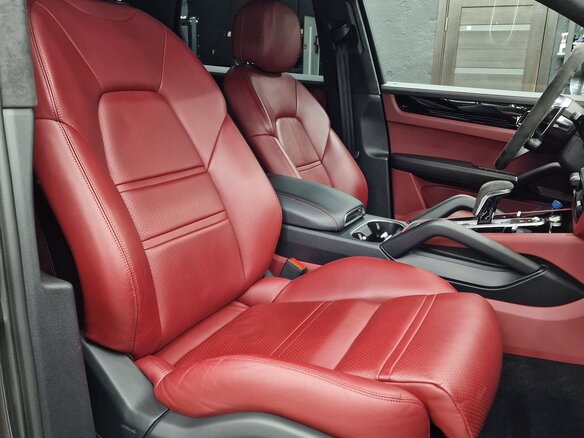 2019 Porsche Cayenne S III, серый, 7740000 рублей - вид 6