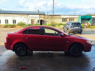 2008 Mitsubishi Lancer X, красный, 650000 рублей, вид 3