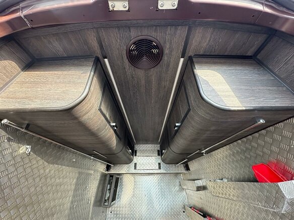 2011 Mercedes-Benz Sprinter, белый, 4300000 рублей - вид 38