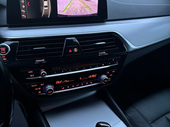 2018 BMW 5 серии 520d VII (G30/G31/G38), чёрный, 4300000 рублей - вид 25