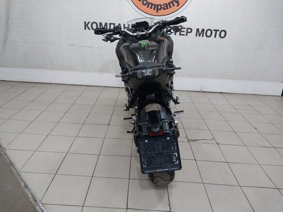 2018 Yamaha Niken, серый, 865000 рублей - вид 3