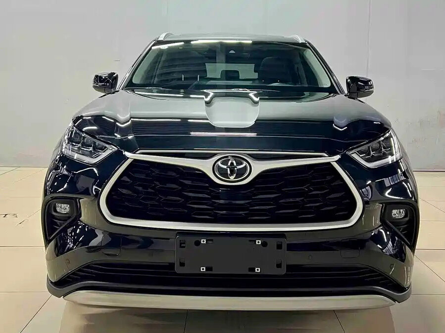Открыть фотографии: Toyota Highlander IV (XU70)