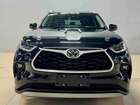 Toyota Highlander IV (XU70)