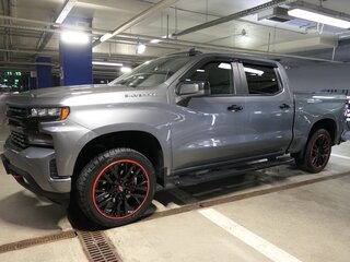 2021 Chevrolet Silverado Crew Cab 8-speed IV (T1XX), серый, 6600000 рублей, вид 3