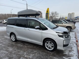 2017 Toyota Voxy III (R80) Рестайлинг, серый, 1799000 рублей, вид 1