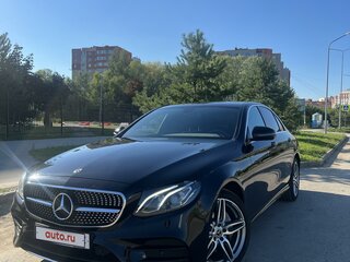 2020 Mercedes-Benz E-Класс 200 V (W213, S213, C238), чёрный, 4500000 рублей, вид 1