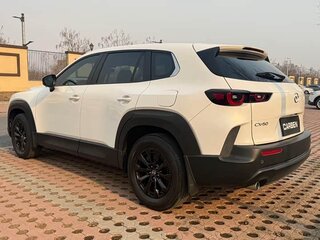 2023 Mazda CX-50, белый, 2230111 рублей, вид 5