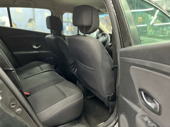 2010 Renault Megane III, чёрный, 680000 рублей - вид 7