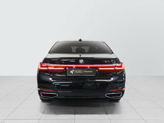 2019 BMW 7 серии Long 730Ld xDrive VI (G11/G12) Рестайлинг, чёрный, 5800000 рублей, вид 5