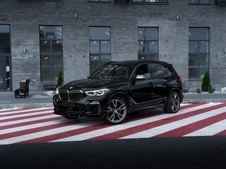 2019 BMW X5 M50d IV (G05/G18), чёрный, 5500000 рублей, вид 2