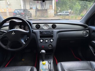 2006 Mitsubishi Outlander I, серебристый, 700000 рублей, вид 5