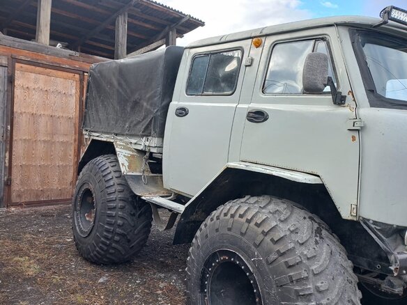 2000 УАЗ 3909, белый, 1100000 рублей - вид 2