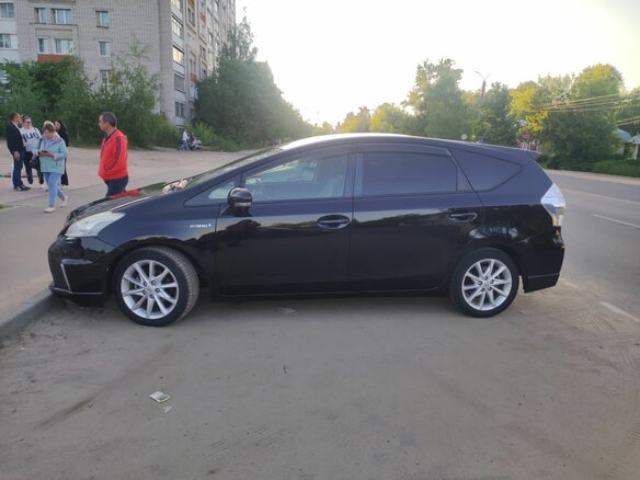 2013 Toyota Prius Alpha I (ZVW40/41), чёрный, 1350000 рублей - вид 5