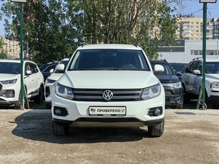 2015 Volkswagen Tiguan I Рестайлинг, белый, 979000 рублей, вид 2
