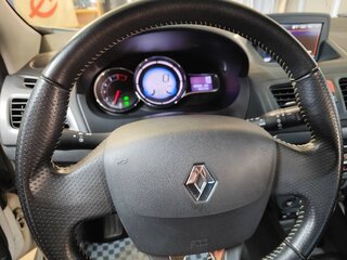 2014 Renault Megane III Рестайлинг 2, белый, 755000 рублей, вид 5