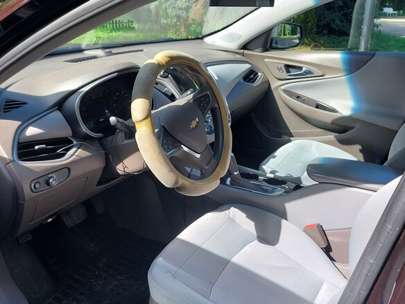 2020 Chevrolet Malibu IX Рестайлинг, коричневый, 1300000 рублей - вид 2