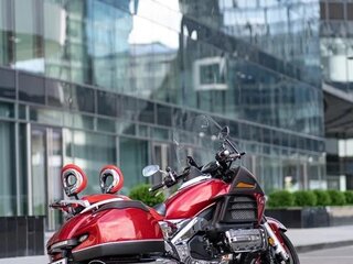 2016 Honda Valkyrie 1800, красный, 2250000 рублей, вид 2