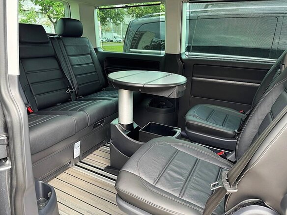 2023 Volkswagen Multivan T6 Рестайлинг, серый, 8500000 рублей - вид 9