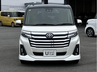 2023 Toyota Roomy I Рестайлинг, белый, 900000 рублей, вид 2