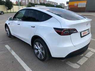 2021 Tesla Model Y Long Range Dual Motor I, белый, 6500000 рублей, вид 3