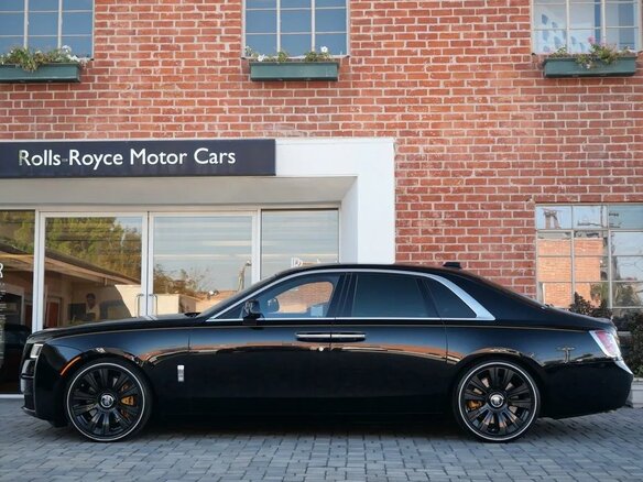 2022 Rolls-Royce Ghost II (Series I), чёрный, 35065683 рублей - вид 3