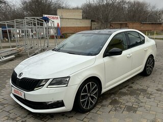 2017 Skoda Octavia III (A7) Рестайлинг, белый, 1450000 рублей, вид 2