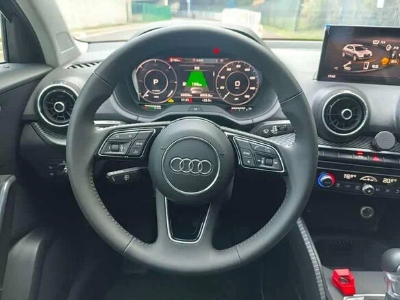 2020 Audi Q2 L e-tron I, чёрный, 1610000 рублей - вид 7