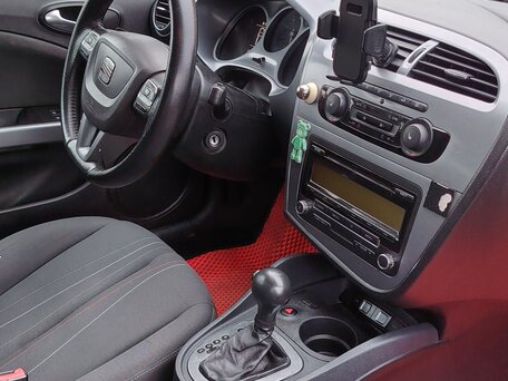 2012 SEAT Leon II Рестайлинг, серый, 400000 рублей, вид 5