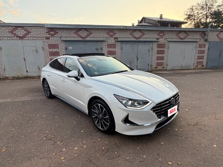 2022 Hyundai Sonata VIII (DN8), белый, 3450000 рублей, вид 3