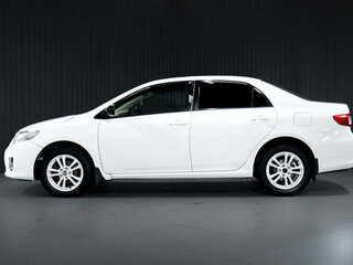 2013 Toyota Corolla X (E140, E150) Рестайлинг, белый, 549000 рублей, вид 4