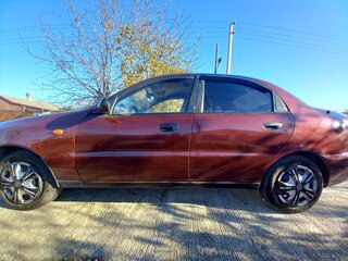 2008 Chevrolet Lanos I, красный, 275000 рублей, вид 3