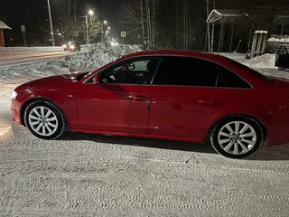 2010 Audi A4 IV (B8), красный, 1000000 рублей, вид 2