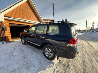 2018 Toyota Land Cruiser 200 Series Рестайлинг 2, синий, 8000000 рублей, вид 3