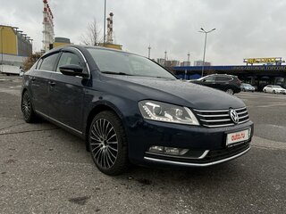 2011 Volkswagen Passat B7, синий, 1050000 рублей, вид 3