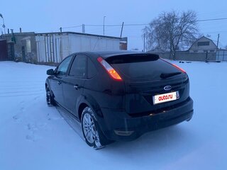 2008 Ford Focus II Рестайлинг, чёрный, 625000 рублей, вид 5