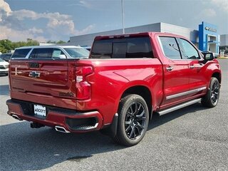2024 Chevrolet Silverado Crew Cab IV (T1XX) Рестайлинг, красный, 8611687 рублей, вид 3