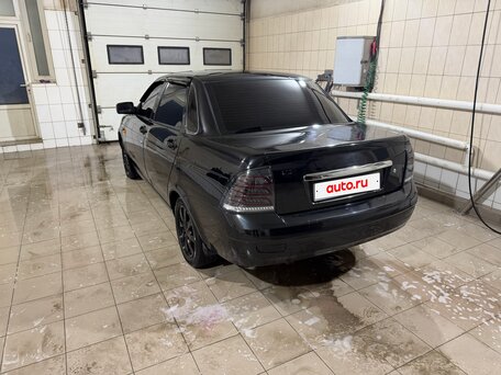 2011 Lada (ВАЗ) Priora I, чёрный, 300000 рублей, вид 1