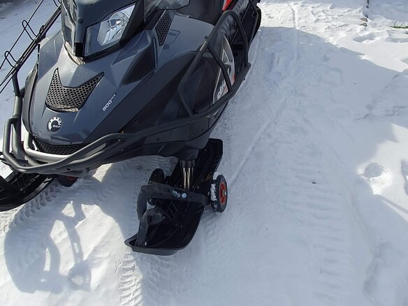 2017 BRP Ski-Doo Skandic 900, серый, 2000000 рублей - вид 2