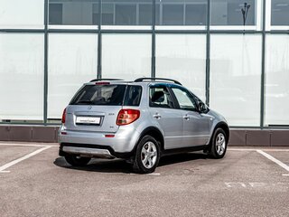 2011 Suzuki SX4 I (Classic) Рестайлинг, серебристый, 860000 рублей, вид 2