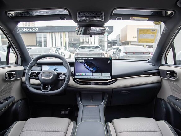 2026 Lynk & Co 06 Long Battery I Рестайлинг, серый, 2740000 рублей - вид 8
