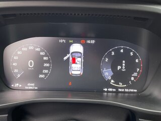 2021 Volvo XC40 I, белый, 3250000 рублей, вид 5