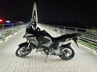 2012 Honda VFR 1200X (Crosstourer), серебристый, 1200000 рублей, вид 1