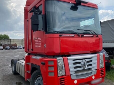 2007 Renault Magnum, красный, 3500000 рублей, вид 1