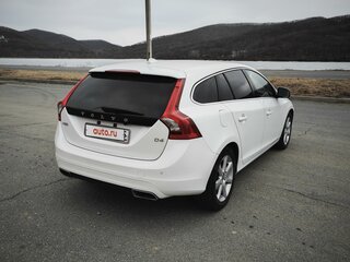 2015 Volvo V60 I Рестайлинг, белый, 1630000 рублей, вид 3