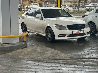 2010 Mercedes-Benz C-Класс 180 BlueEFFICIENCY III (W204), белый, 1100000 рублей, вид 4