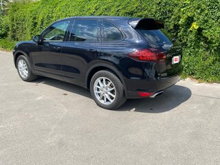 2013 Porsche Cayenne S II (958), чёрный, 2350000 рублей, вид 3