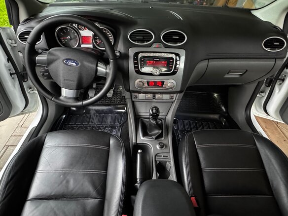 2009 Ford Focus II Рестайлинг, белый, 799000 рублей - вид 14
