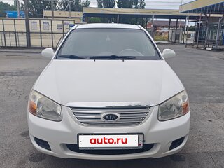2006 Kia Cerato I Рестайлинг, белый, 450000 рублей, вид 1