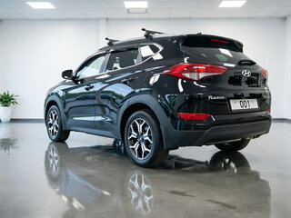 2018 Hyundai Tucson III, чёрный, 2550000 рублей, вид 3